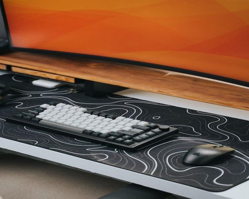 Vertex Desk Mat